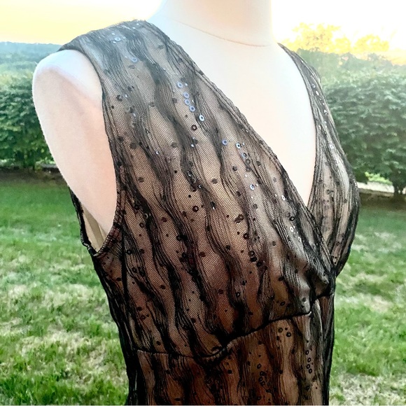 AB Studio Shimmering About Sleeveless Top - Picture 6 of 16